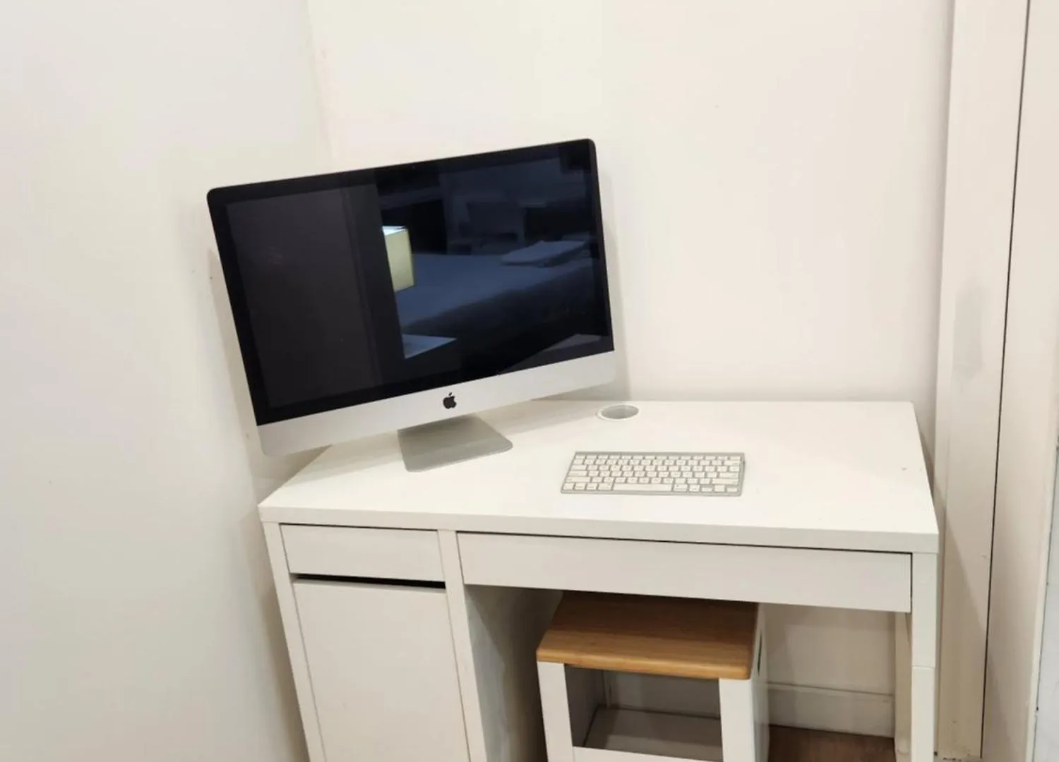 Entire Studio Apartment - Self Check-In Clontarf